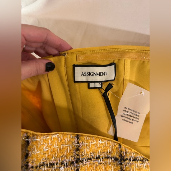 New NWT ASSIGNMENT Cady Top in Yellow tube top tweed crop strapless revolve - Picture 6 of 8